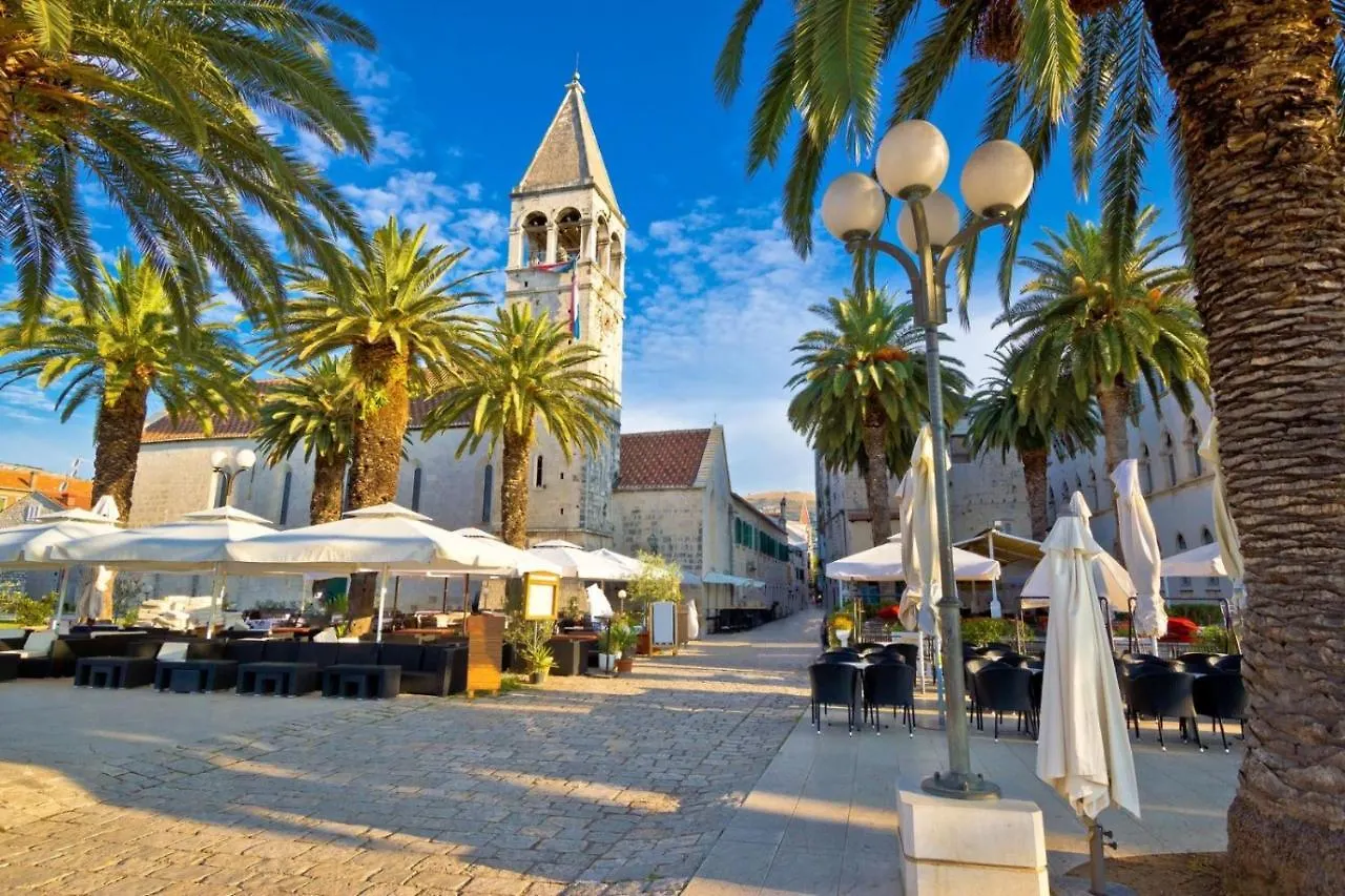 Apartment In Okrug Gornji With Sea View, Terrace, Air Conditioning, Wifi 5049-3 Trogir